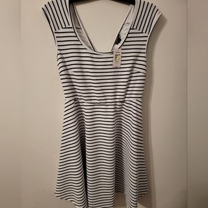 Torrid dress size 1, white and black. New
